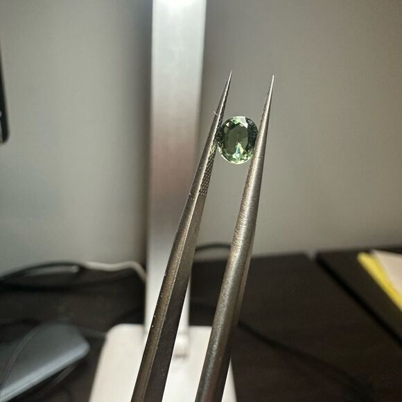 .51ct VVS quality green sapphire!!! Oval cut! - Picture 4 of 8